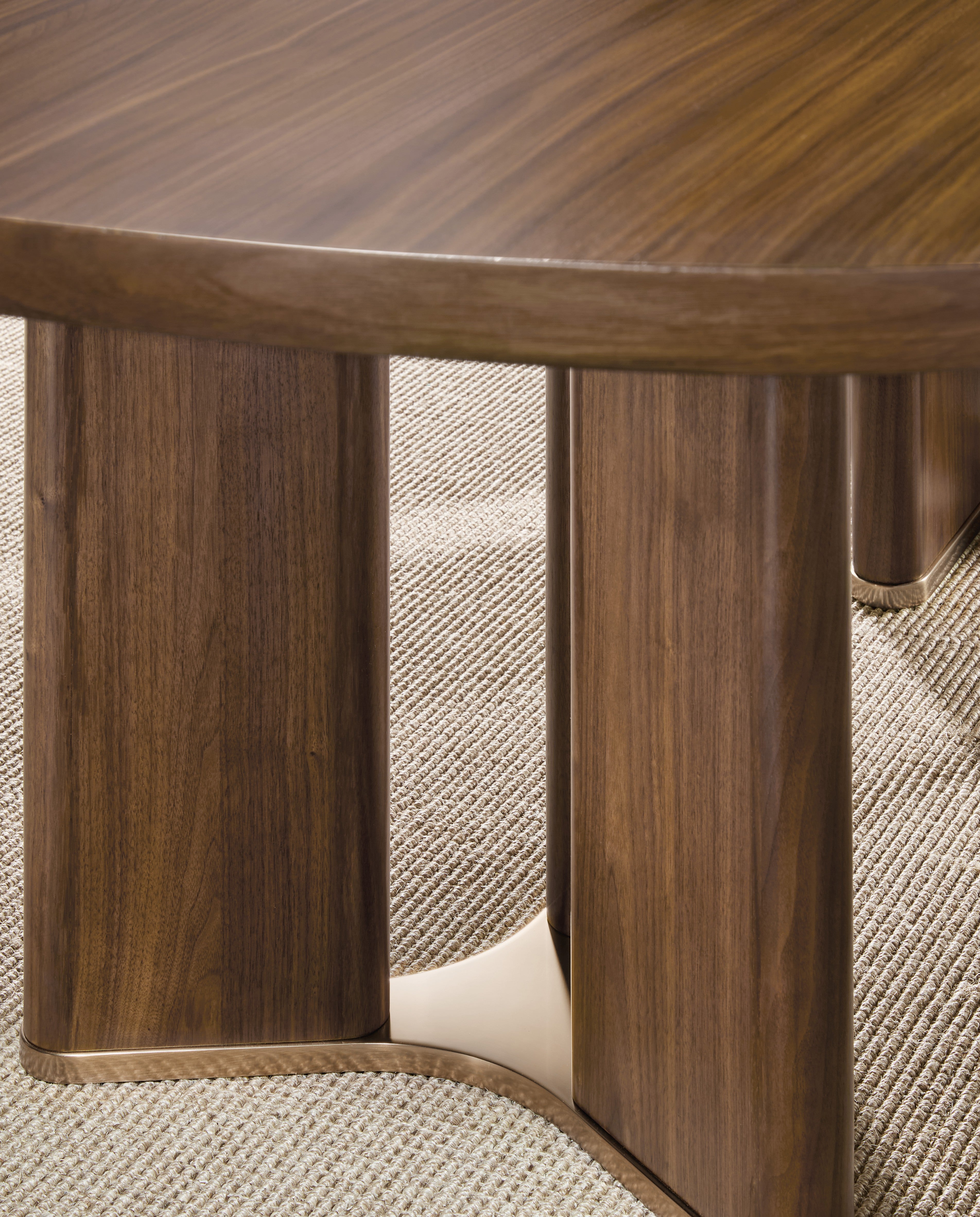 Hooker Furniture Eleana Rectangle Dining Table with Two 20-inch Leaves in Light Caramel/Sunlit Bronze
