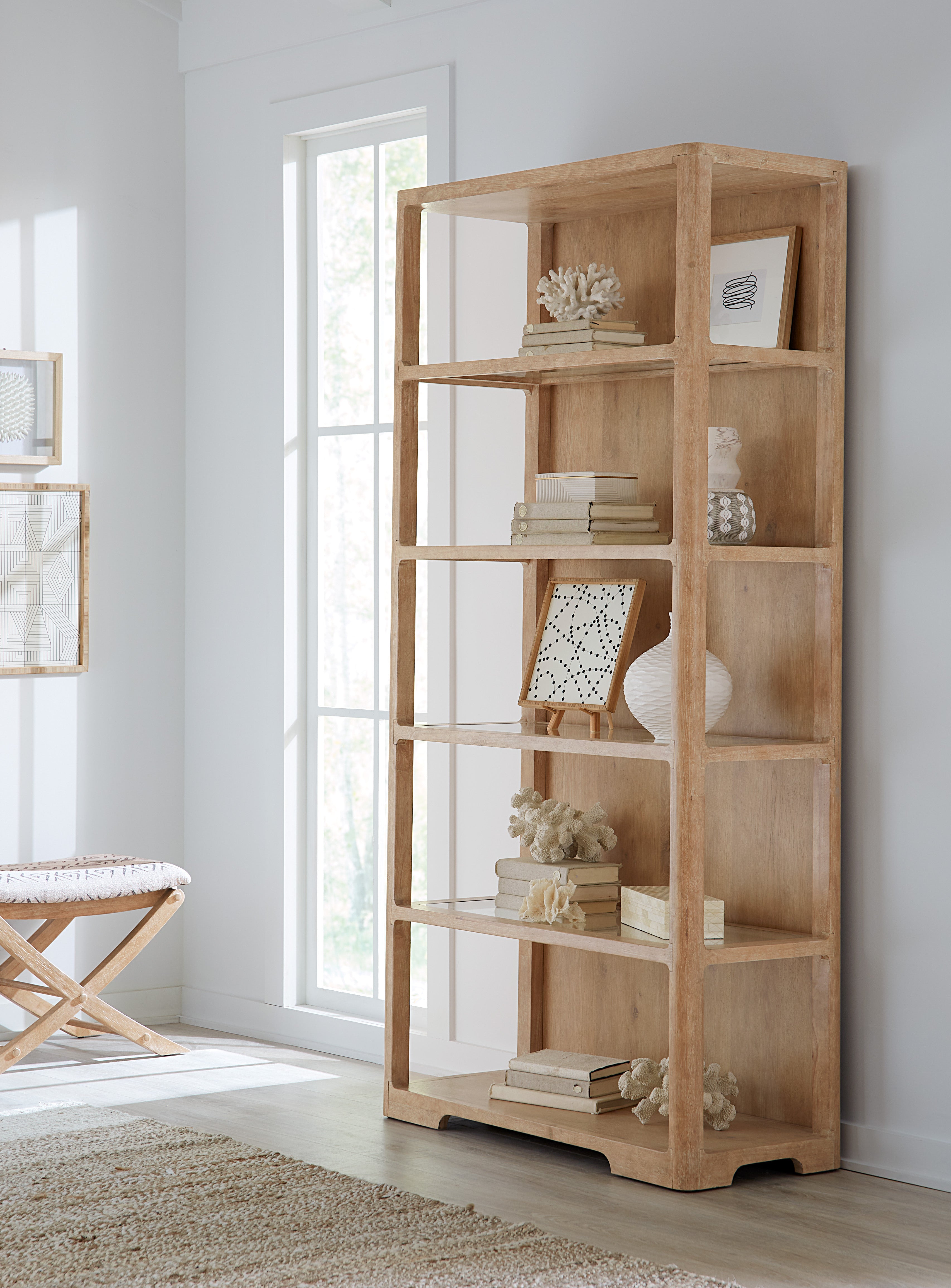 Hooker Furniture Retreat Etagere in Light Wood