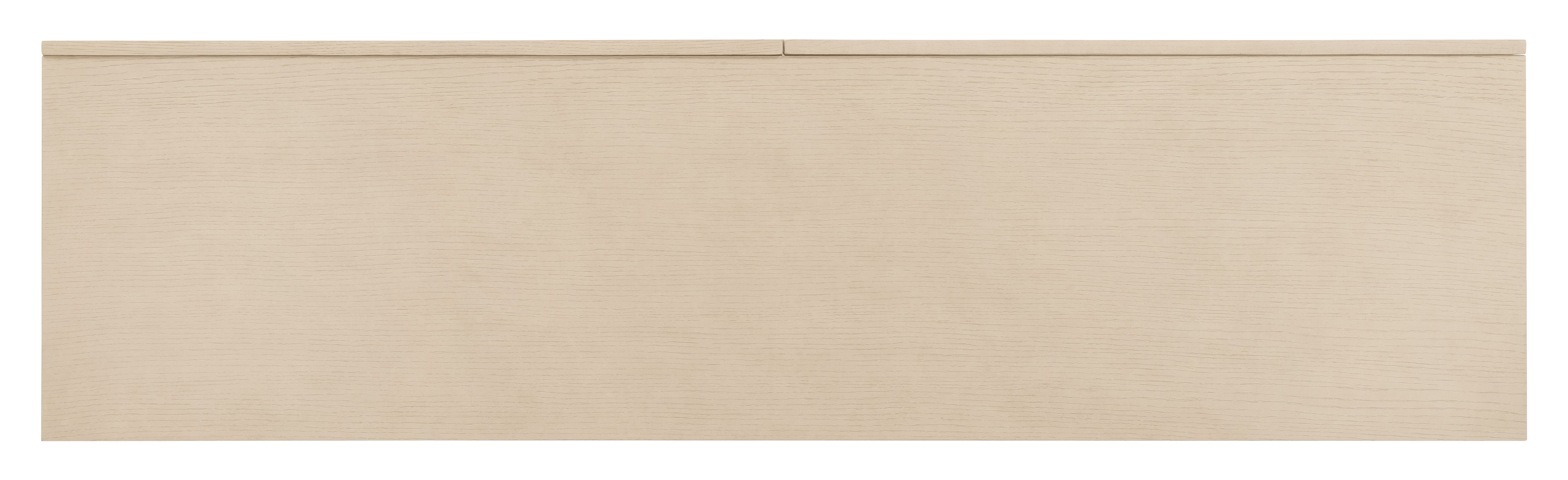 Hooker Furniture Westwood Eight-Drawer Dresser in Light Wood
