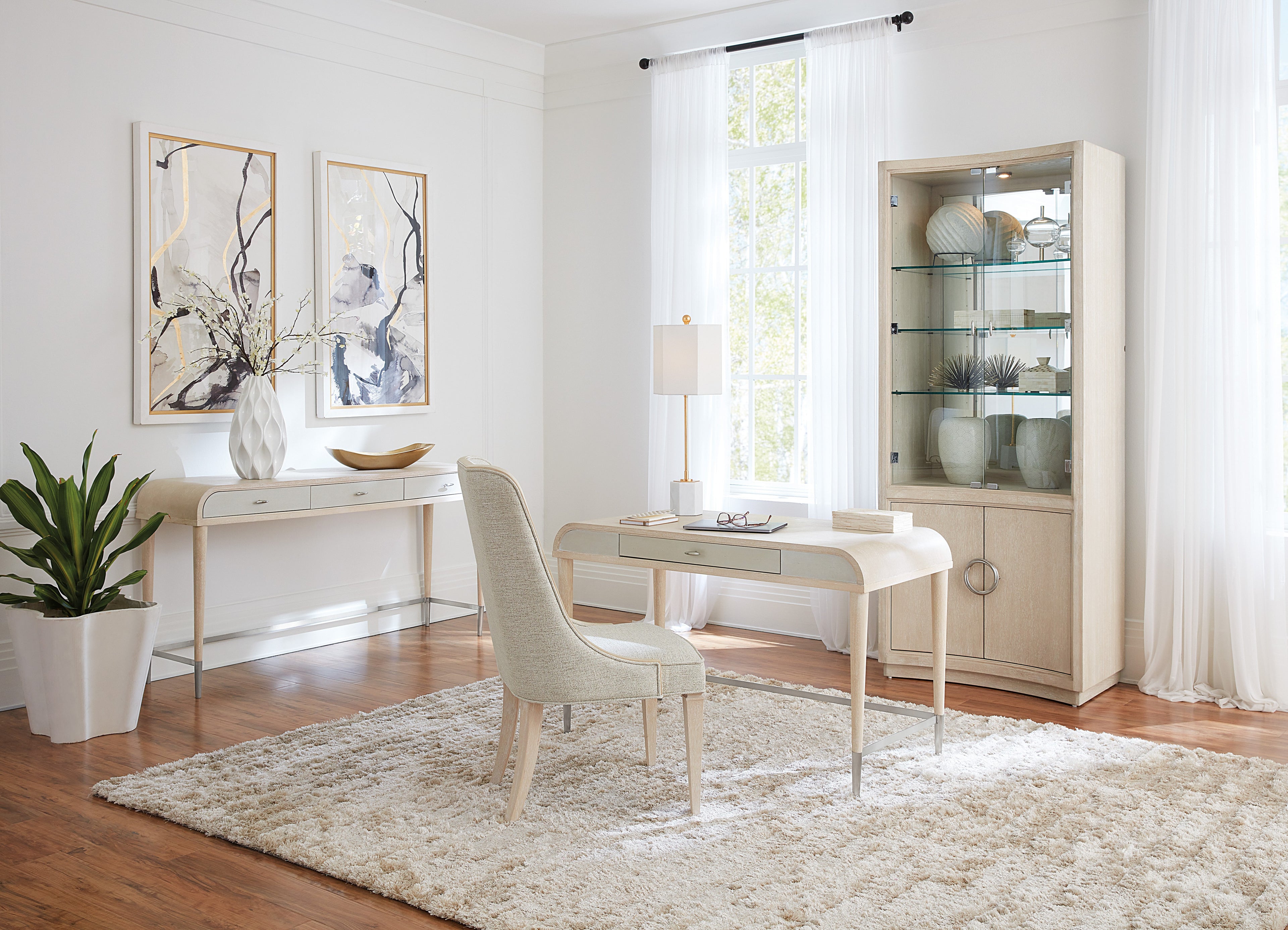 Hooker Furniture Nouveau Chic Host Chair in Sandstone