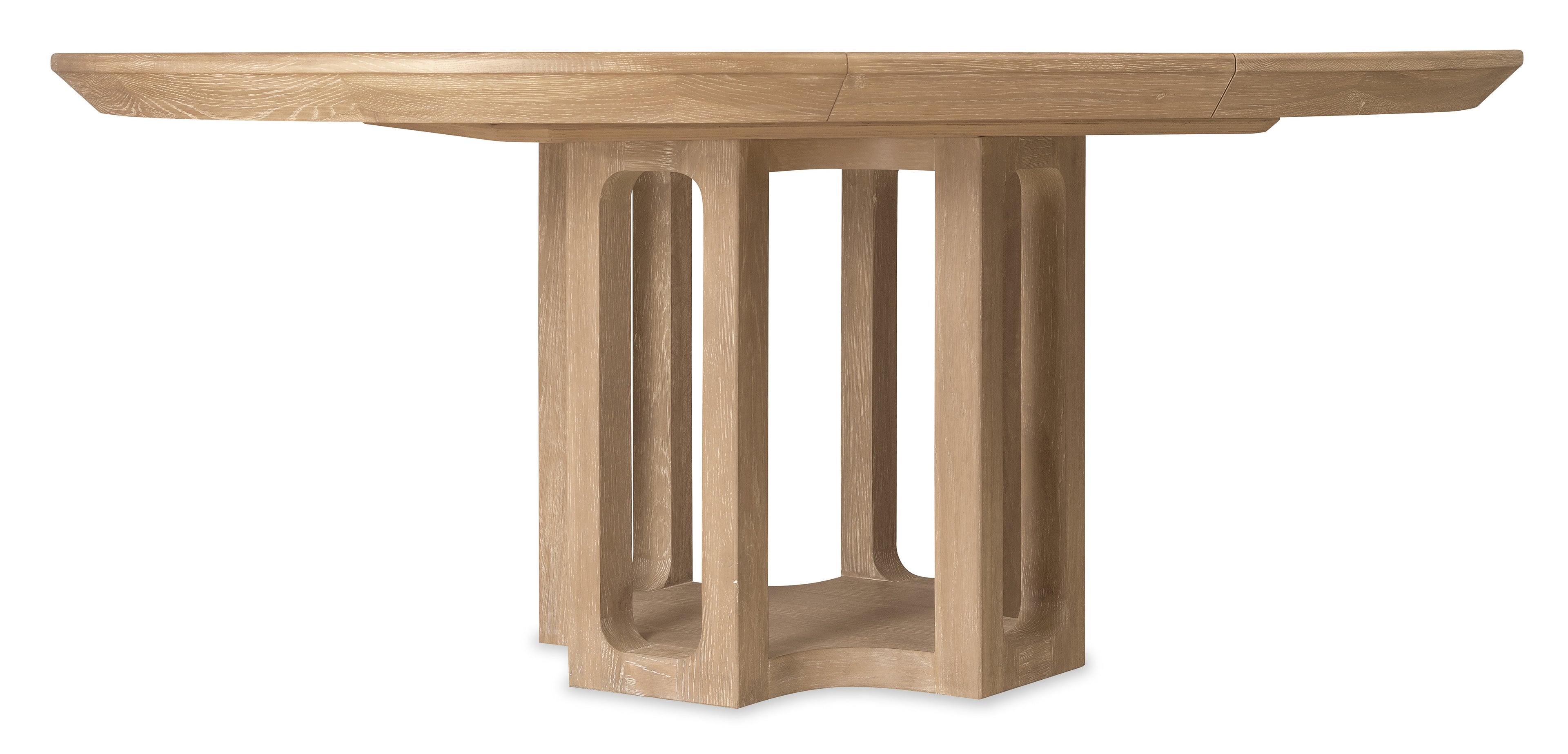 Hooker Furniture Banyon Bay Round Dining Table with One 18-inch Leaf in Desert Oak